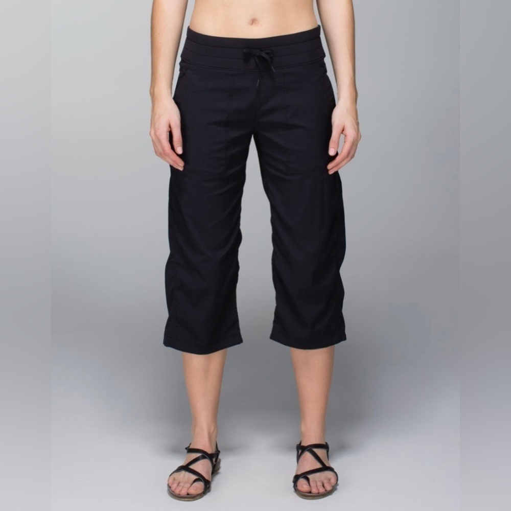 Lululemon - Studio Crop - Picture 2 of 13